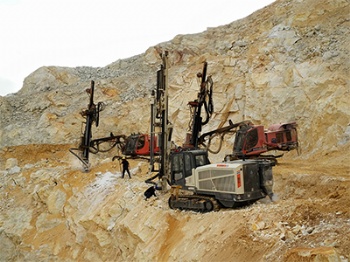 TP-120H Surface Top Hammer Drill Rig